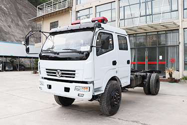 四驅(qū)東風雙排微卡底盤_4×4輕卡小四驅(qū)底盤改裝_四驅(qū)雙排輕卡底盤報價